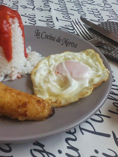 Una foto de Arroz a la cubana