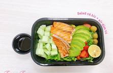 Salad cá hồi + sốt dấm tỏi (eat clean)