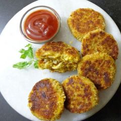 Noodles cutlets A picture of Noodles cutlets.