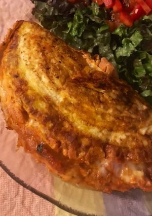 Una foto de OMELETTE pizza 🍕🥚