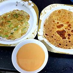 A picture of Elaichi chai.