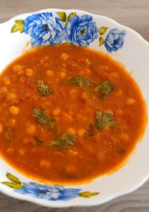 صورة لوصفة ايدام الحمص الباكستاني 🍛