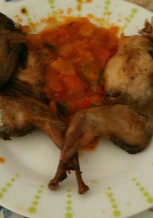 Una foto de Codornices con pisto