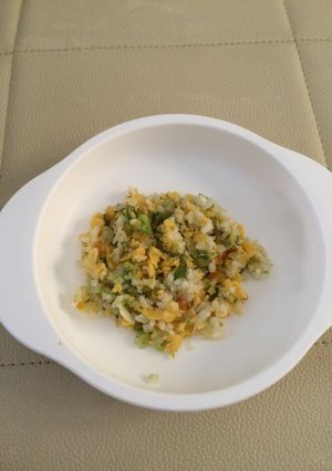 Foto resep Veggies and Floss Fried Rice (mpasi 11 bln)