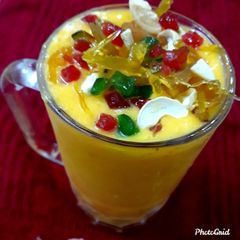 A picture of Mango Ice Cream Shake.