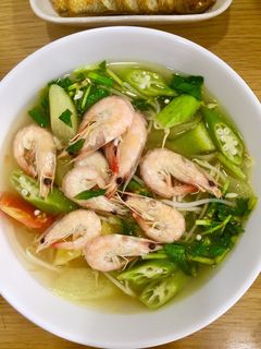 Hình của món Canh chua tôm thanh mát.