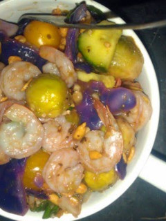 A picture of donna's special salad.