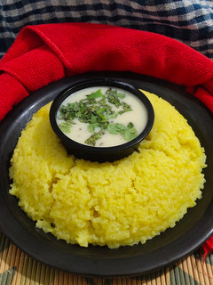 ખીચડી કઢી (Khichdi Kadhi Recipe In Gujarati) રેસીપી મુખ્ય ફોટો