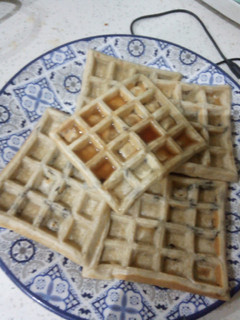 A picture of How to make waffles.