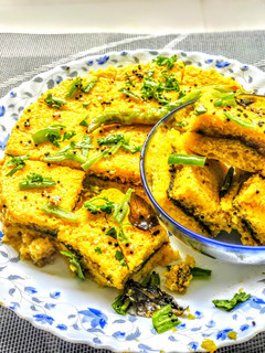 खम्मन ढोकला (सैंडविच) (Khammam Dhokla Sandwich in Hindi) रेसिपी मुख्य फोटो