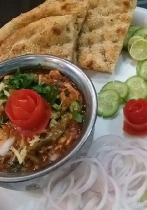 A picture of Eid special peshawari chicken karahi.