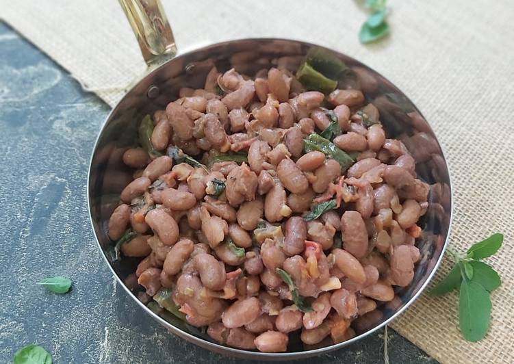 Recipe of Any-night-of-the-week Fried Kholar Beans with Napa (Kidney Beans with Naga Basil)