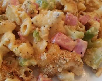 New Recipe Ham  Broccoli Mac N Cheese Casserole Home Style