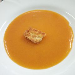 A picture of Tomato soup.