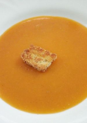 A picture of Tomato soup.