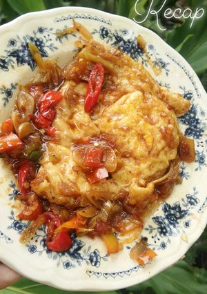 Foto resep Telur Ceplok Oseng Kecap