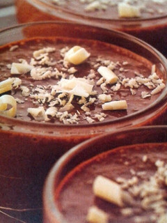 A picture of quick chocolate mousse.
