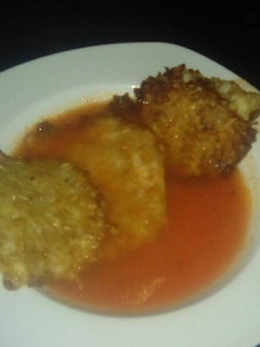 Una foto de Tortitas de avena en salsa de jitomate