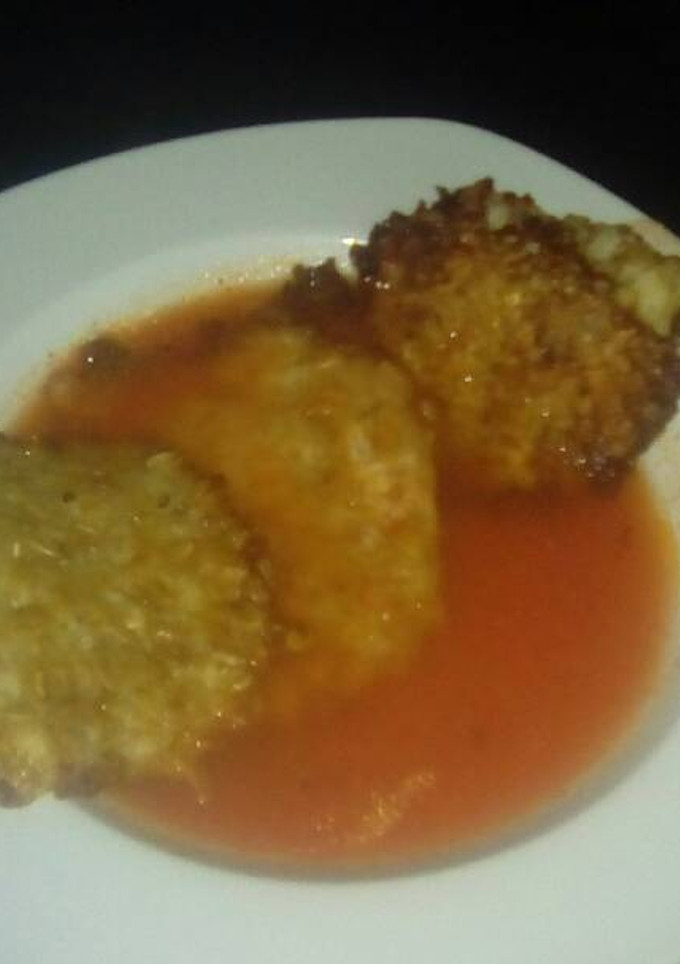 Una foto de Tortitas de avena en salsa de jitomate