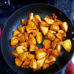 A picture of Idli chili's.