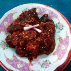 รูปของ Ikan Lele saus pedas gurih