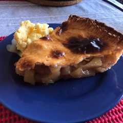 Una foto de Apple pie (el tradicional)