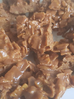 A picture of Honey Mars bar cornflake bites.
