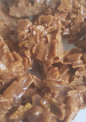 A picture of Honey Mars bar cornflake bites.