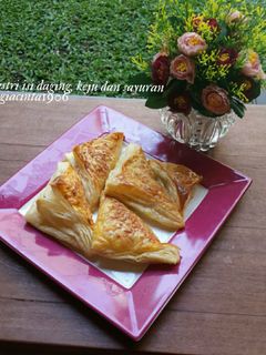 Foto resep Pastri isi daging,keju dan sayuran