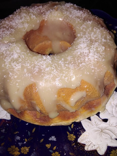 Una foto de Bizcocho de limón con crema