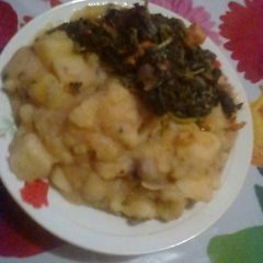 A picture of Matoke and Greens.