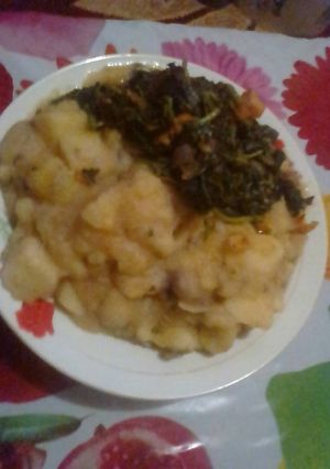 A picture of Matoke and Greens.