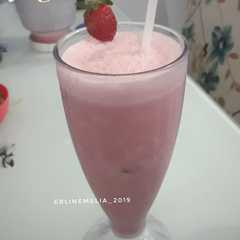 รูปของ Jus Strawberry Yogurt