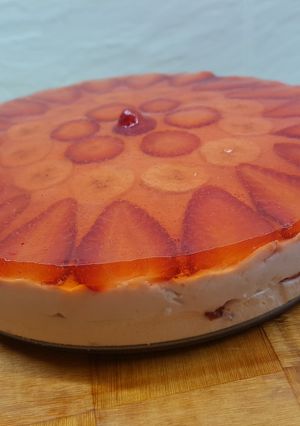 Gyümölcsös joghurttorta hozzáadott cukor nélkül recept fotója