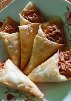 Foto resep Pangsit Cone isi Mie Goreng