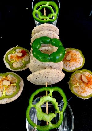 A picture of Ring capsicum idli with split black urad dal a healthy form.