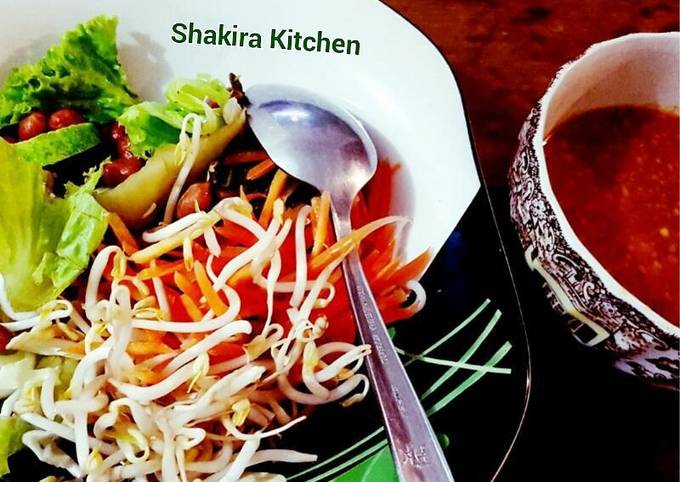 Wajib coba! Cara praktis buat Asinan Bogor #pr_mamakkusayang yang nagih banget