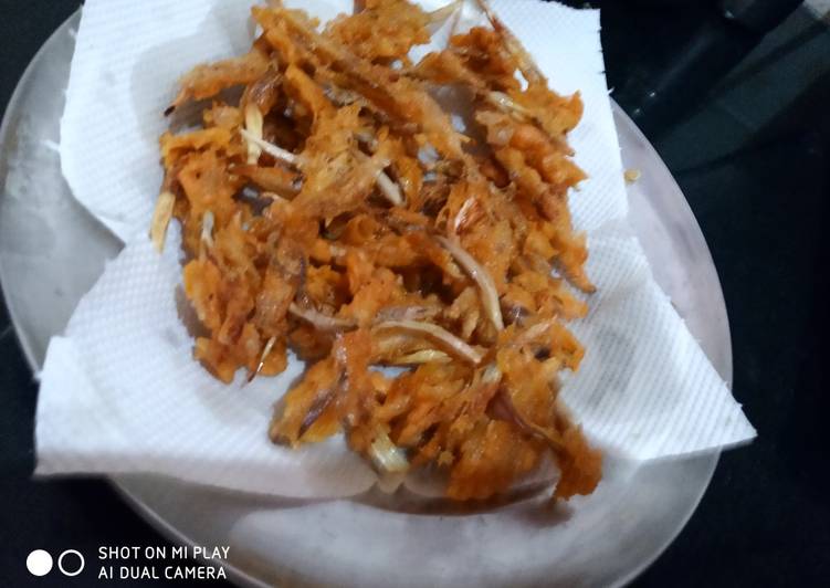 Recipe of Super Quick Homemade வாழைப்பூ பகோடா (Vaazhaipoo pakoda recipe in tamil)