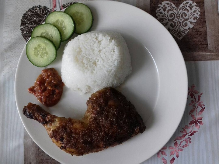 Resep Ayam Panggang Kalasan yang Bikin Ngiler