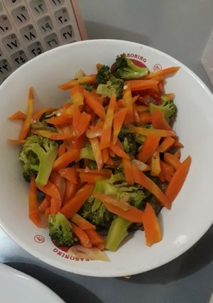 Foto resep Tumis Brokoli Wortel