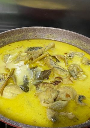 Foto resep Opor ayam kuah kuning