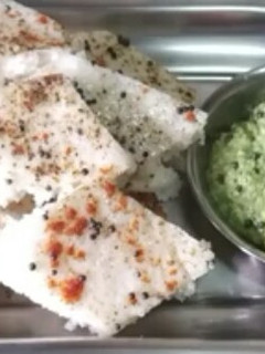 ढोकला(Dhokla recipe in Hindi) रेसिपी मुख्य फोटो
