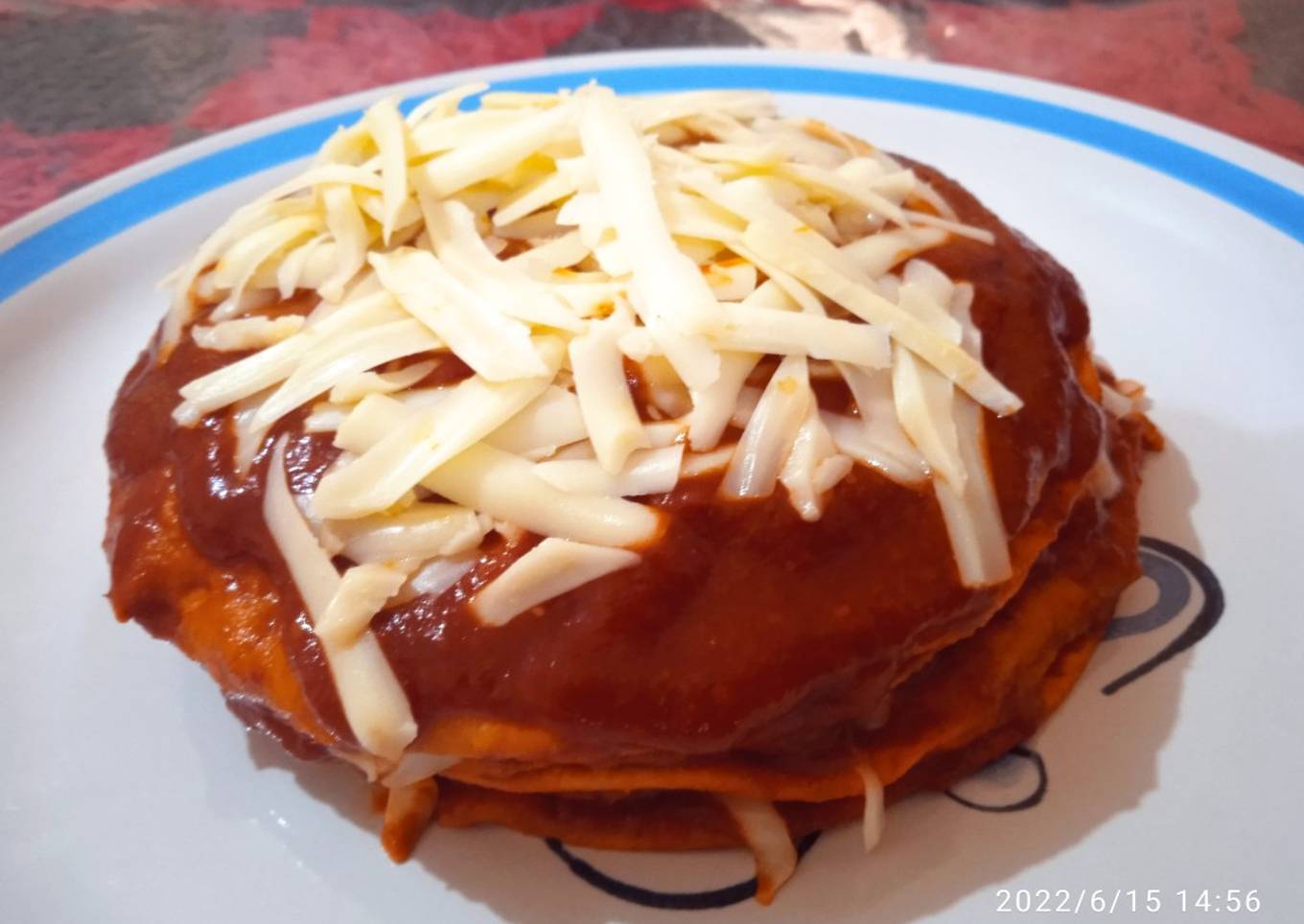 Enchiladas tipo pastel