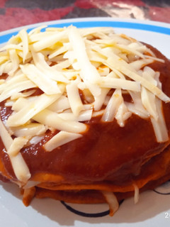 Una foto de Enchiladas tipo pastel