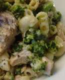 Pasta Coditos con brócoli y atún