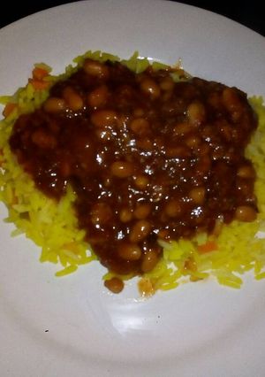 A picture of Tin fish and beans.