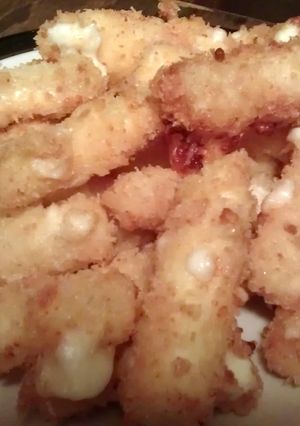 A picture of Mozzarella Sticks.