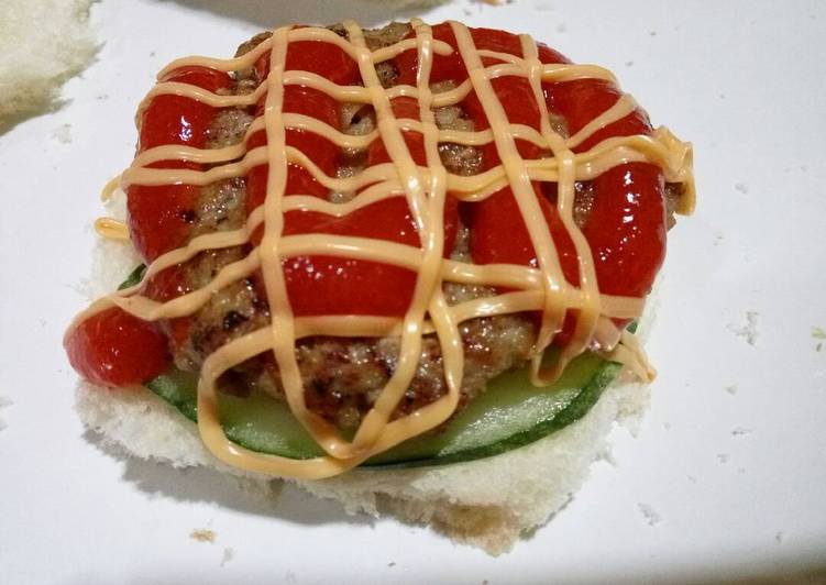 Cara Memasak Patty Burger Daging Sapi Homemade Yang Renyah