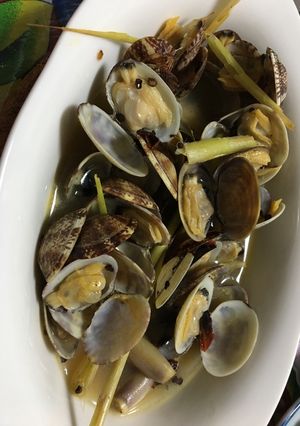Hình của món Ngao hấp sả ớt.