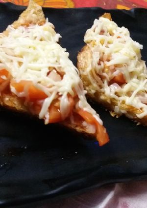 A picture of Breadizza.